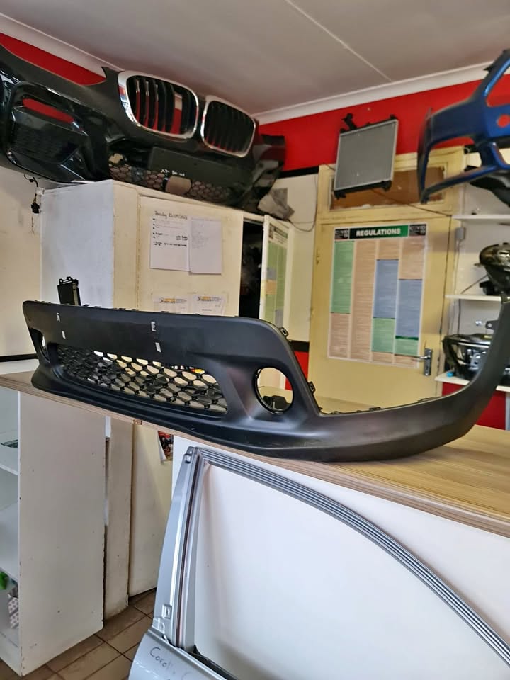 2017 JEEP RENEGADE SPOILER FOR SALE SUPER CLEAN - Private Seller 2017 JEEP RENEGADE SPOILER FOR SALE SUPER CLEAN - Private Seller