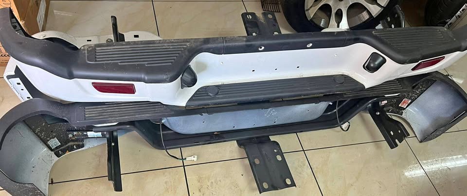 Mahindra Scorpio S4/S6/Karoo Rear Bumpers Original and New - Private Seller Mahindra Scorpio S4/S6/Karoo Rear Bumpers Original and New - Private Seller