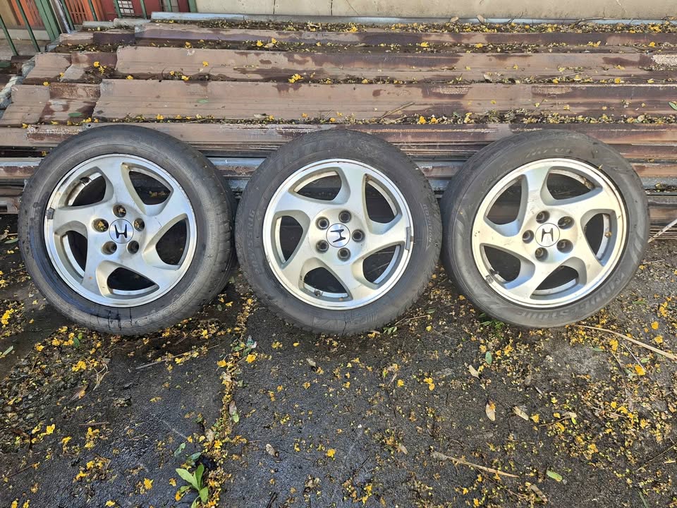 3 x 16inch Honda Prelude mags - Private Seller 3 x 16inch Honda Prelude mags - Private Seller