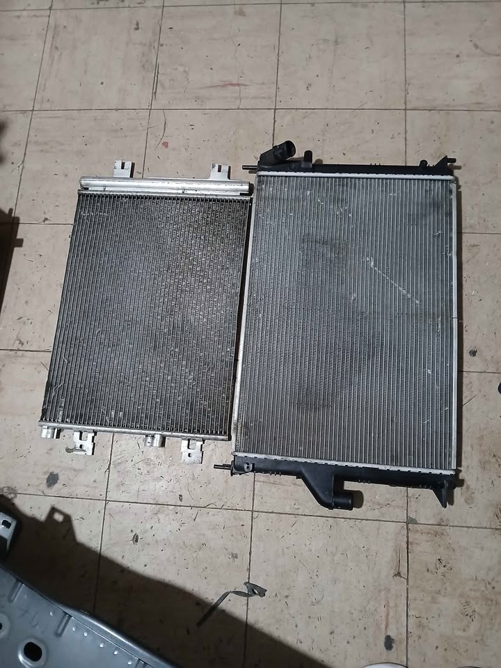 Nissan np200 radiator condenser - Private Seller Nissan np200 radiator condenser - Private Seller