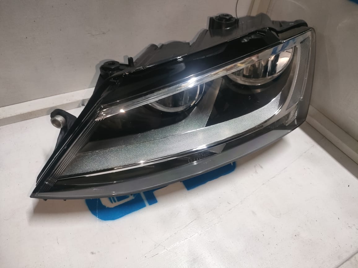 BRAND NEW HEADLIGHTS FOR VW JETTA 6 AVAILABLE - Private Seller BRAND NEW HEADLIGHTS FOR VW JETTA 6 AVAILABLE - Private Seller