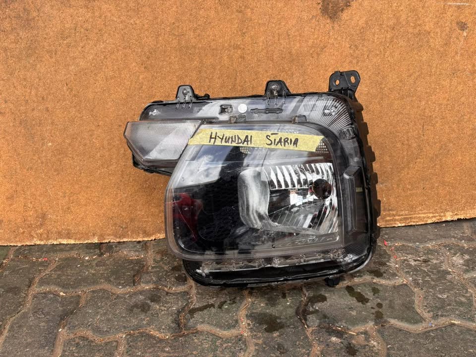 Hyundai Staria Headlight - Private Seller