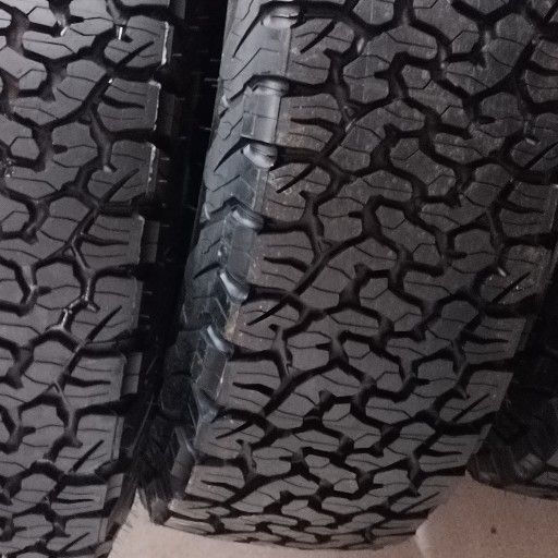 bf goodrichKO2 265/70/17