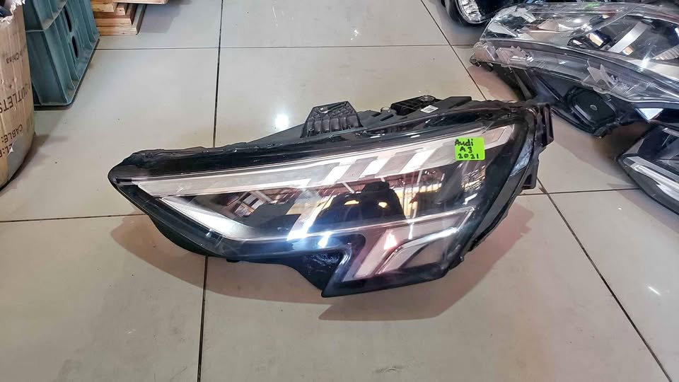 Audi A3 2021 Headlight - Private Seller Audi A3 2021 Headlight - Private Seller