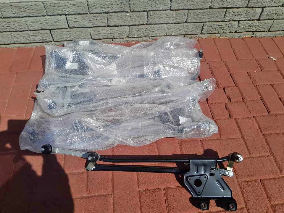 NISSAN NP200 WIPER MOTOR LINKAGES. BRAND NEW. - Private Seller NISSAN NP200 WIPER MOTOR LINKAGES. BRAND NEW. - Private Seller