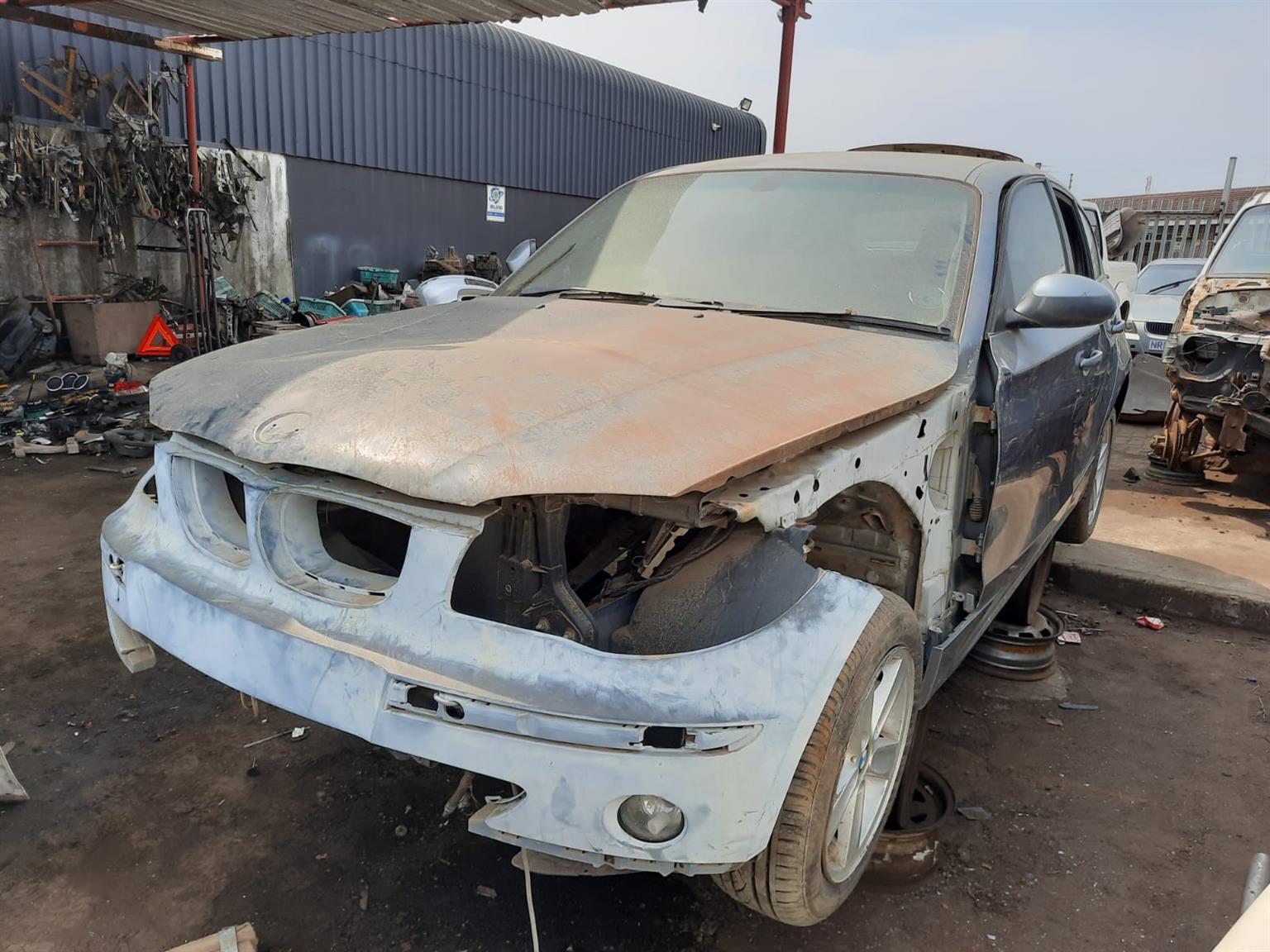 2005 BMW 1 Series - Stripping for Spares.