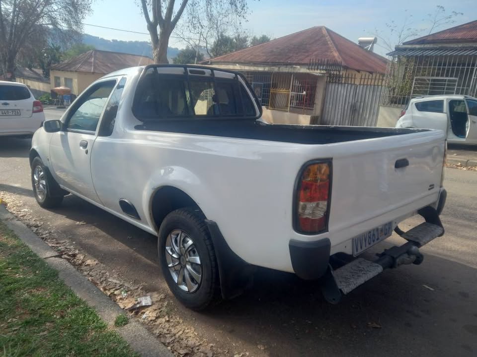 2007 Ford Bantam 1.6 Petrol, Manual, White, 220000kms