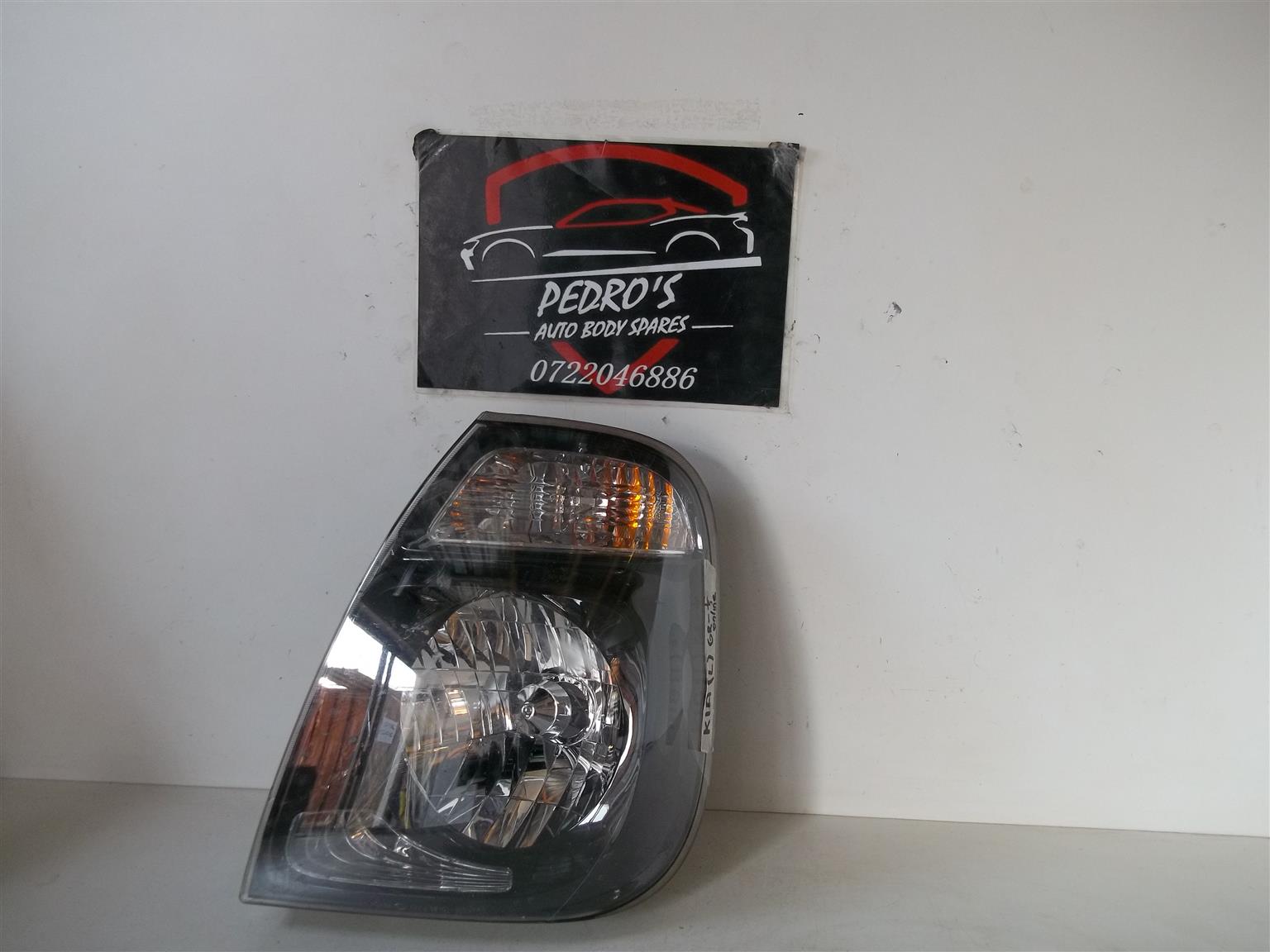 Kia K2700 '14+ left headlight - Private Seller Kia K2700 '14+ left headlight - Private Seller