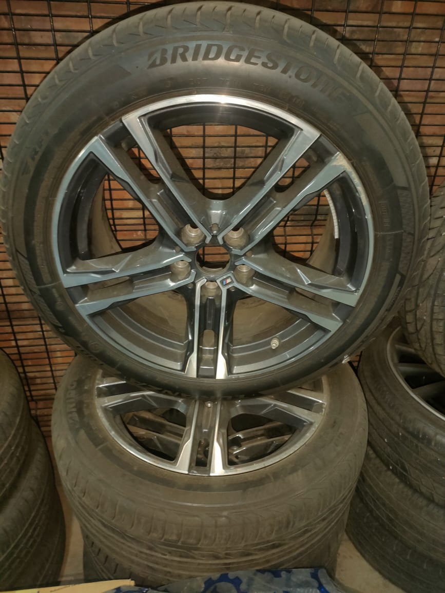 Second hand R18 rims for sale