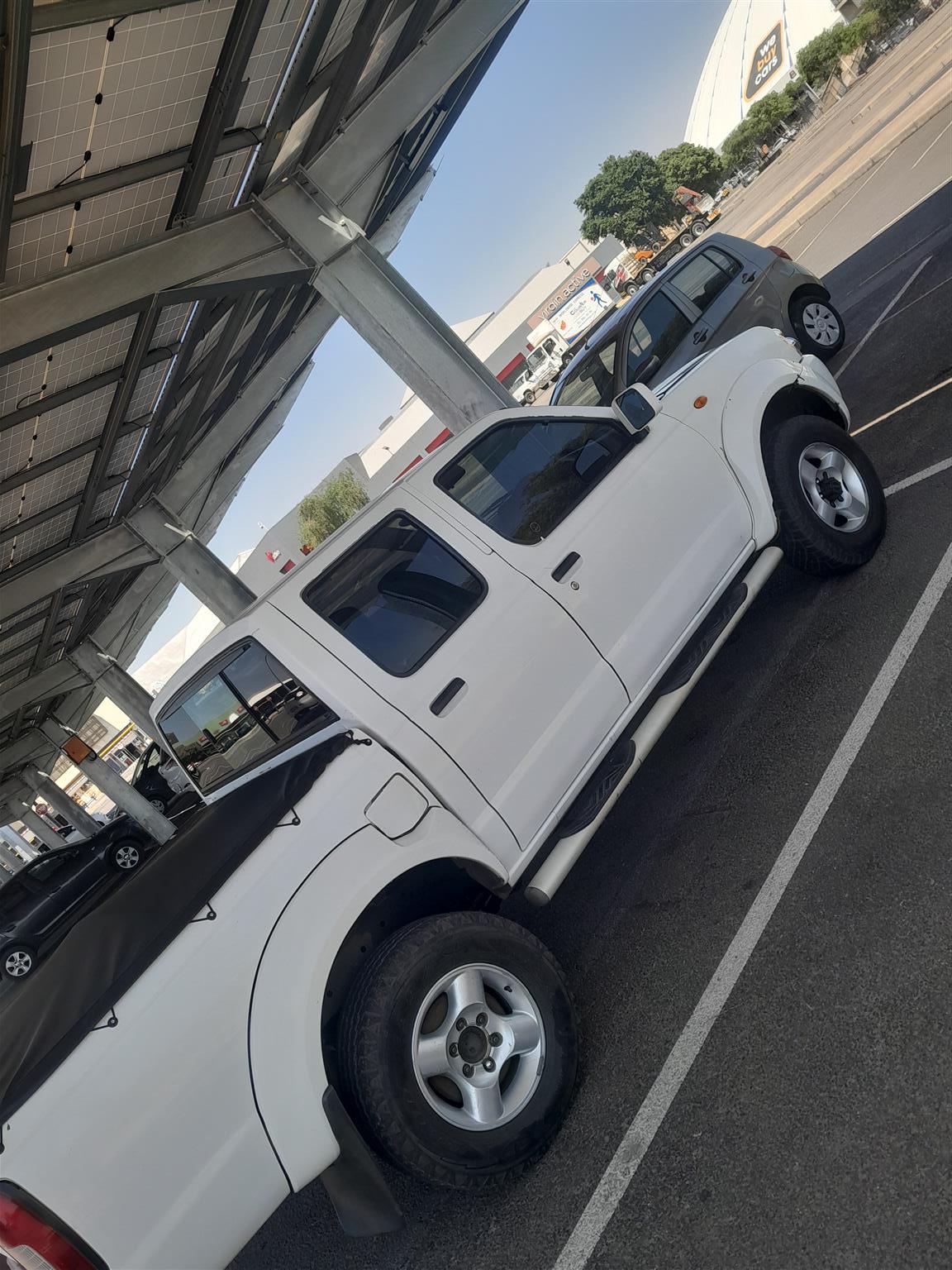 Used 2008 Nissan Hardbody 2.4 16V 4x4 - Private Seller Used 2008 Nissan Hardbody 2.4 16V 4x4 - Private Seller