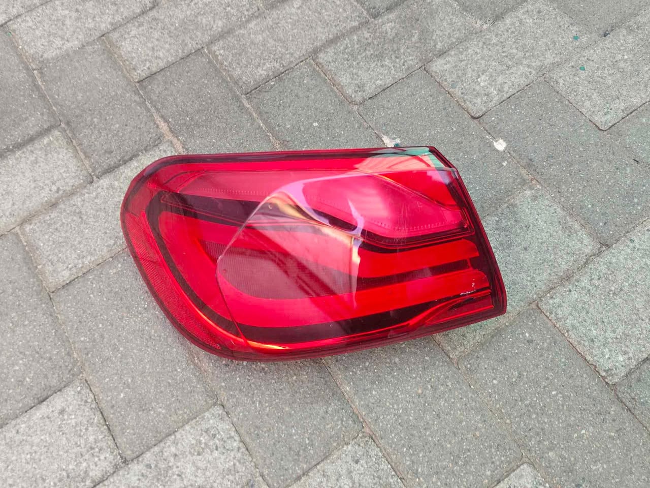 BMW M4 left outer taillight - Private Seller BMW M4 left outer taillight - Private Seller