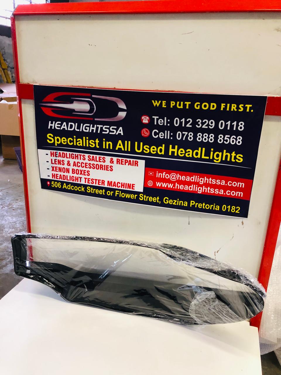 BMW G07 right side headlight replacement lens - Private Seller BMW G07 right side headlight replacement lens - Private Seller