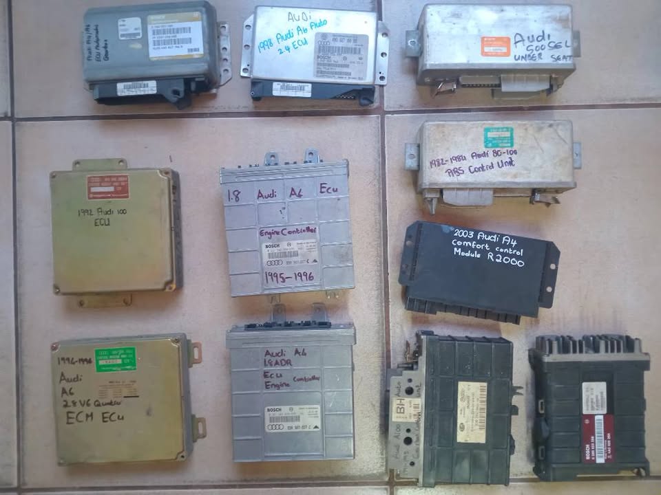 Associated computer box's for audi in stock for sale my number WhatsApp or cell