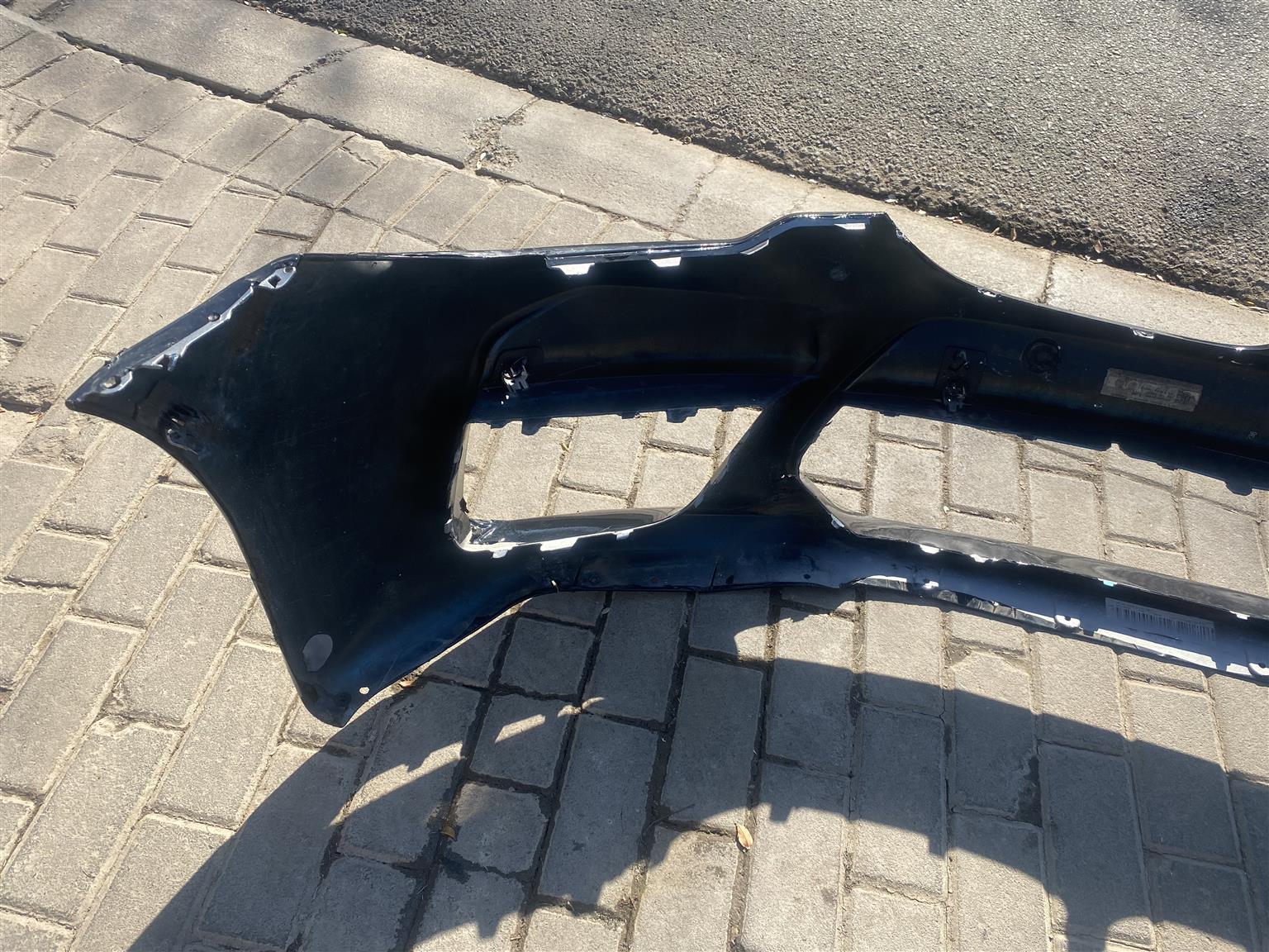 2020 BMW M5 FRONT BUMPER FOR SALE. IN EXCELLENT CONDITION