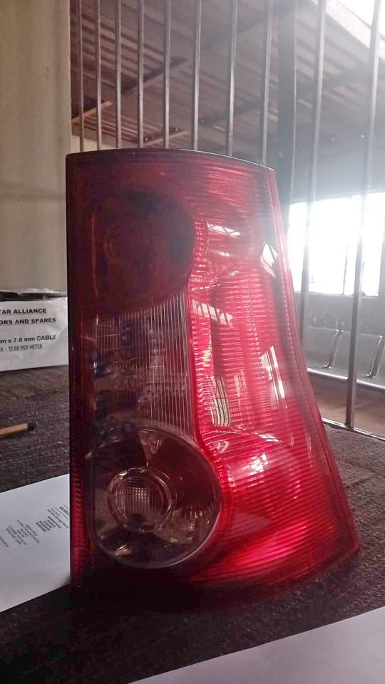 Nissan Np200 right side taillight - Private Seller
