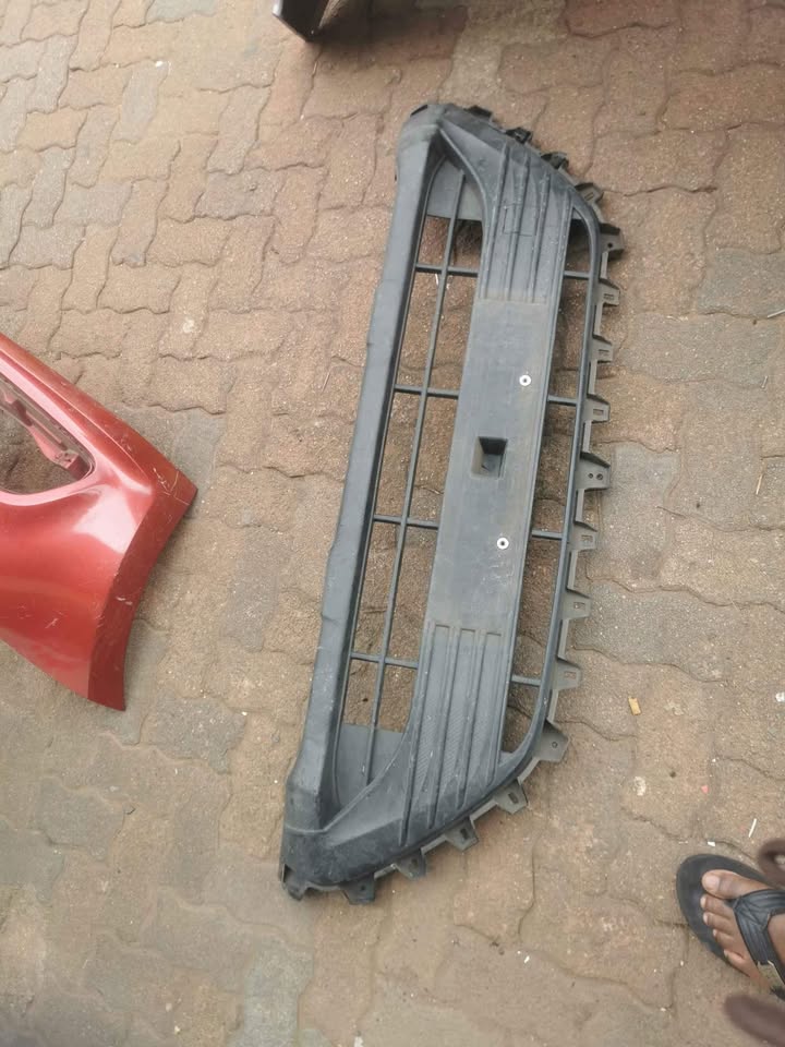 Mahindra grill - Private Seller Mahindra grill - Private Seller