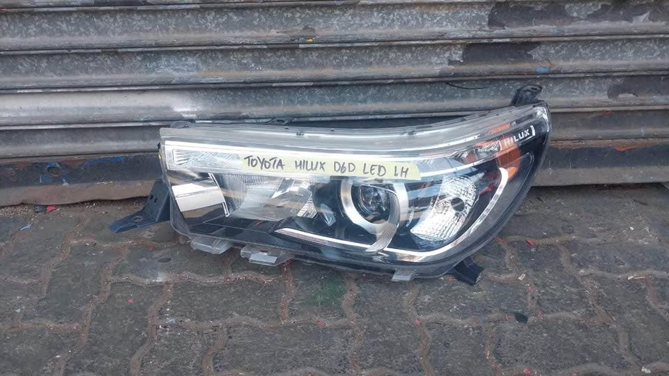 Toyota Hilux GD6 LED Headlight - Private Seller Toyota Hilux GD6 LED Headlight - Private Seller