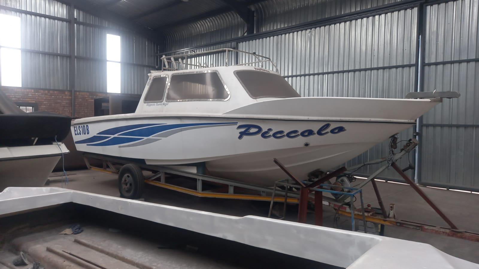 27ft BOAT PROJECT FOR SALE