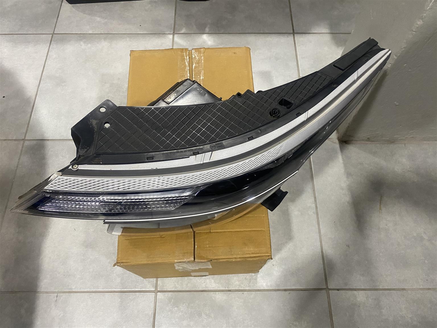 2025 KIA SELTOS LED HEADLIGHT LEFT SIDE FOR SALE. IN PRISTINE CONDITION - Private Seller 2025 KIA SELTOS LED HEADLIGHT LEFT SIDE FOR SALE. IN PRISTINE CONDITION - Private Seller