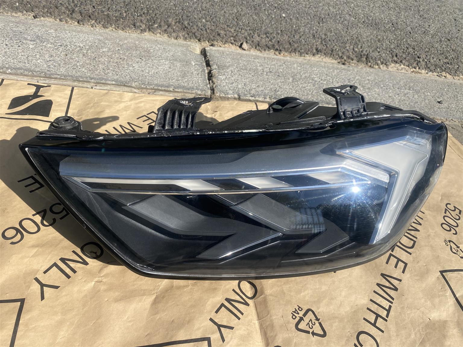 2023 AUDI A1 XENON HEADLIGHT LEFT SIDE FOR SALE. IN EXCELLENT CONDITION - Private Seller 2023 AUDI A1 XENON HEADLIGHT LEFT SIDE FOR SALE. IN EXCELLENT CONDITION - Private Seller
