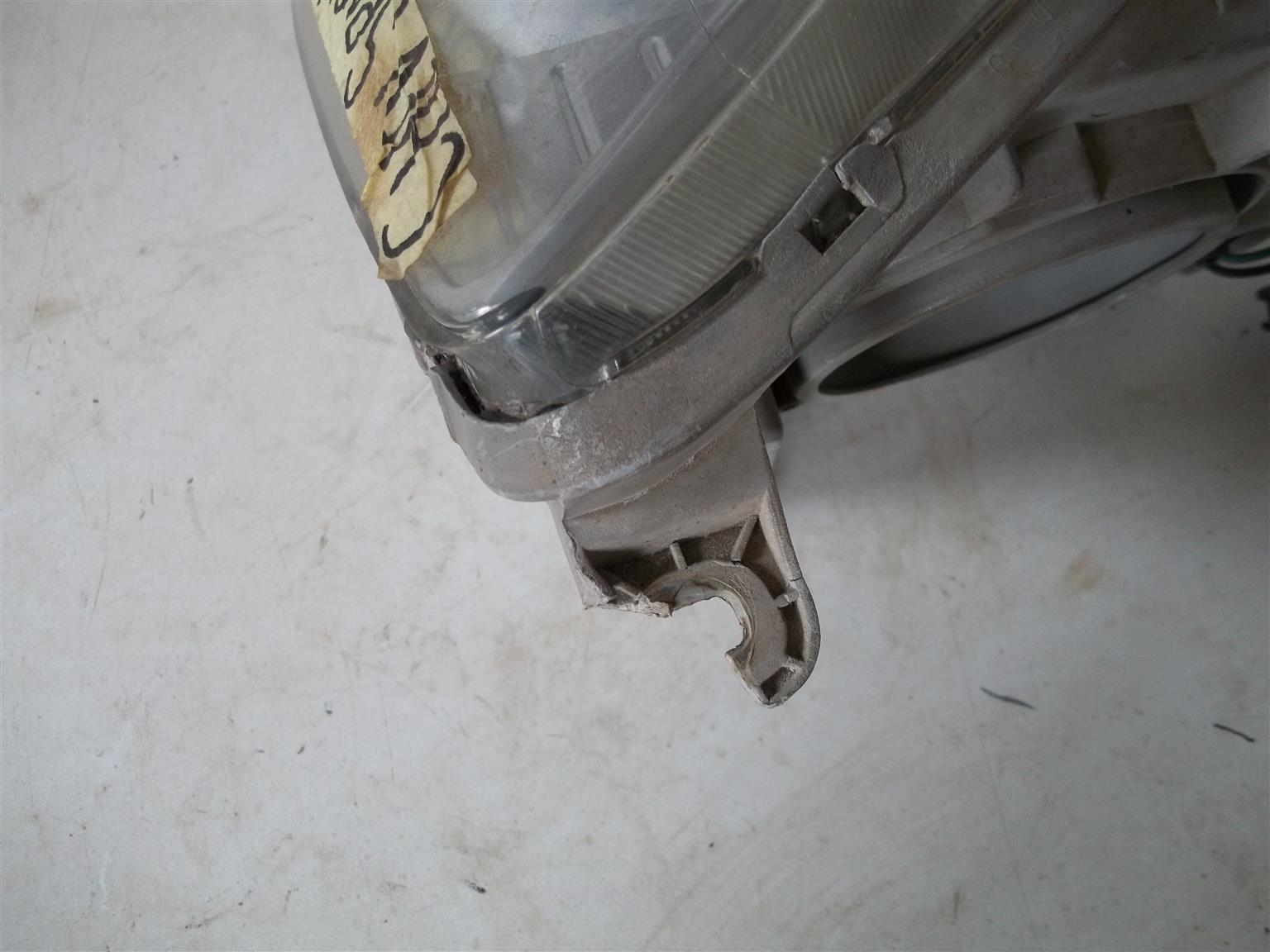 Chevrolet Spark '08 left headlight - Private Seller