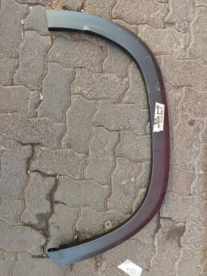 SUZUKI GRAND VITARA WHEEL ARCHE RIGHT BACK - Private Seller SUZUKI GRAND VITARA WHEEL ARCHE RIGHT BACK - Private Seller
