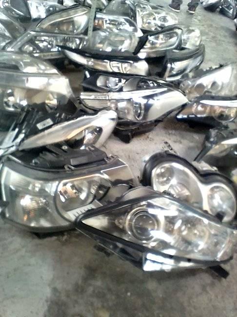 Vw Mercedes KIA headlight - Private Seller Vw Mercedes KIA headlight - Private Seller