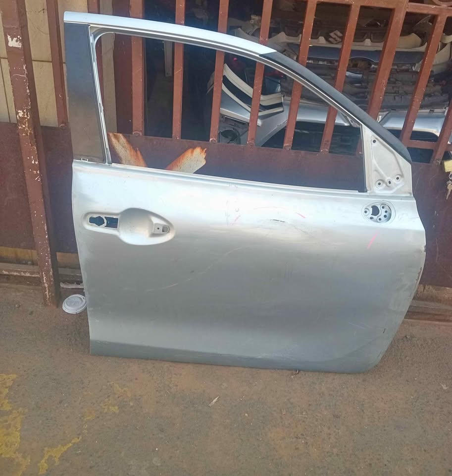 Toyota starlet right side door - Private Seller Toyota starlet right side door - Private Seller