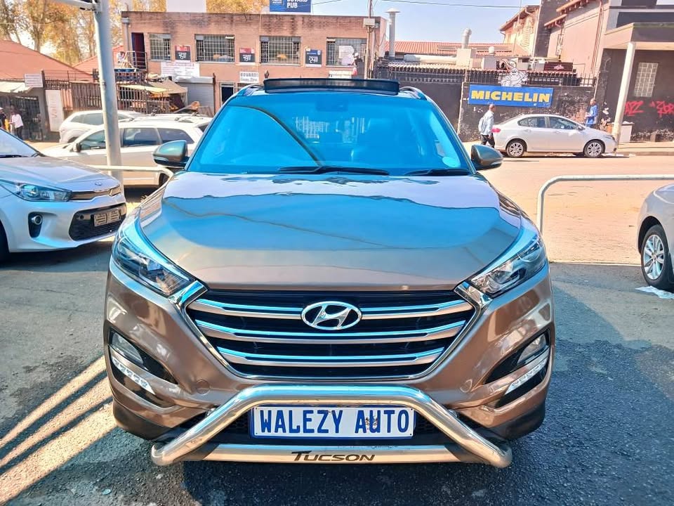 2016 HYUNDAI TUCSON 2.0 ELITE  Transmission: Automatic Mileage:  Fueltype: Petrol  Brown