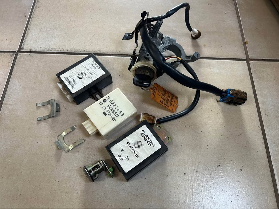 Mitsubishi Colt 4M40 lockset available - Private Seller