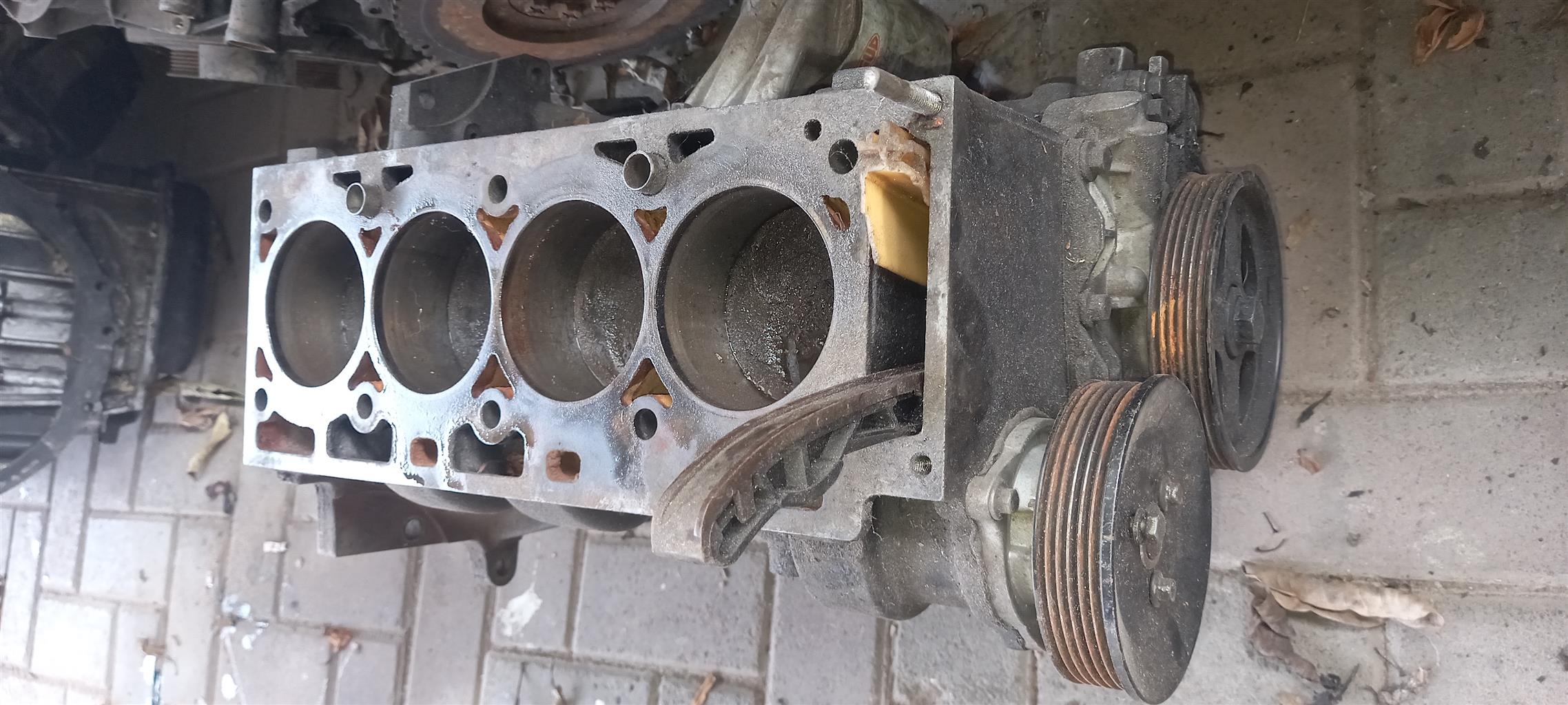 Ford bantam 1.6 rocam sub assembly - Private Seller Ford bantam 1.6 rocam sub assembly - Private Seller