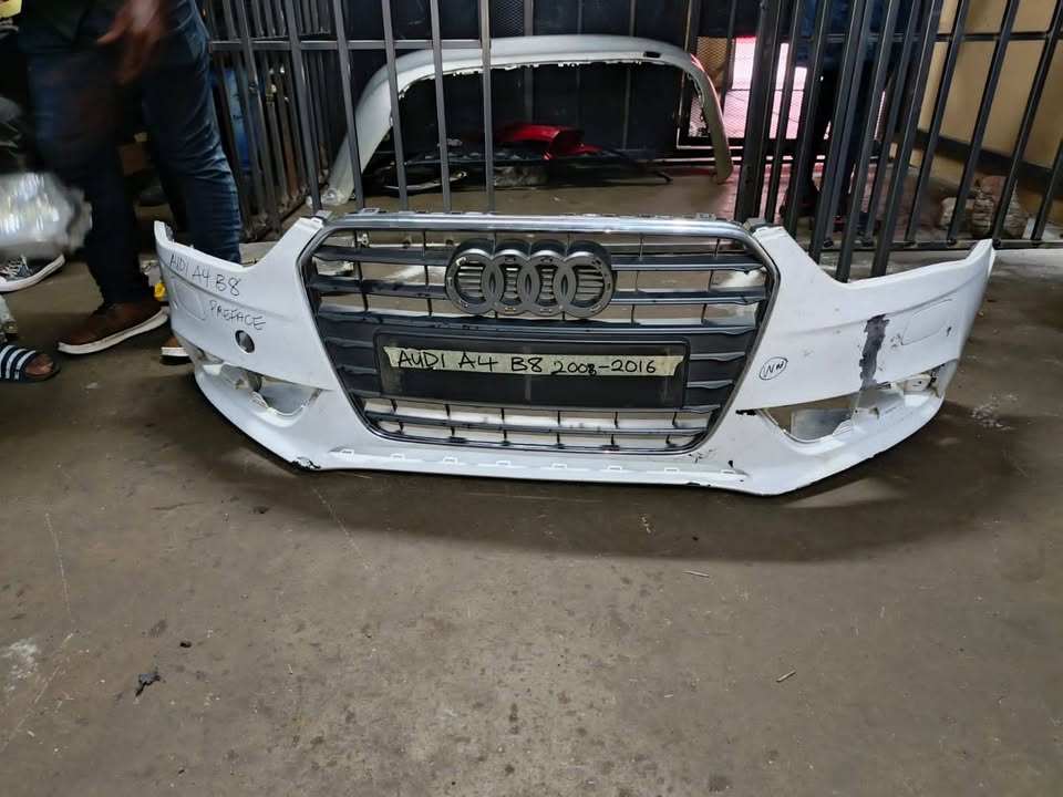 Audi A4 B8 Preface 2008-2016 front bumper - Private Seller Audi A4 B8 Preface 2008-2016 front bumper - Private Seller