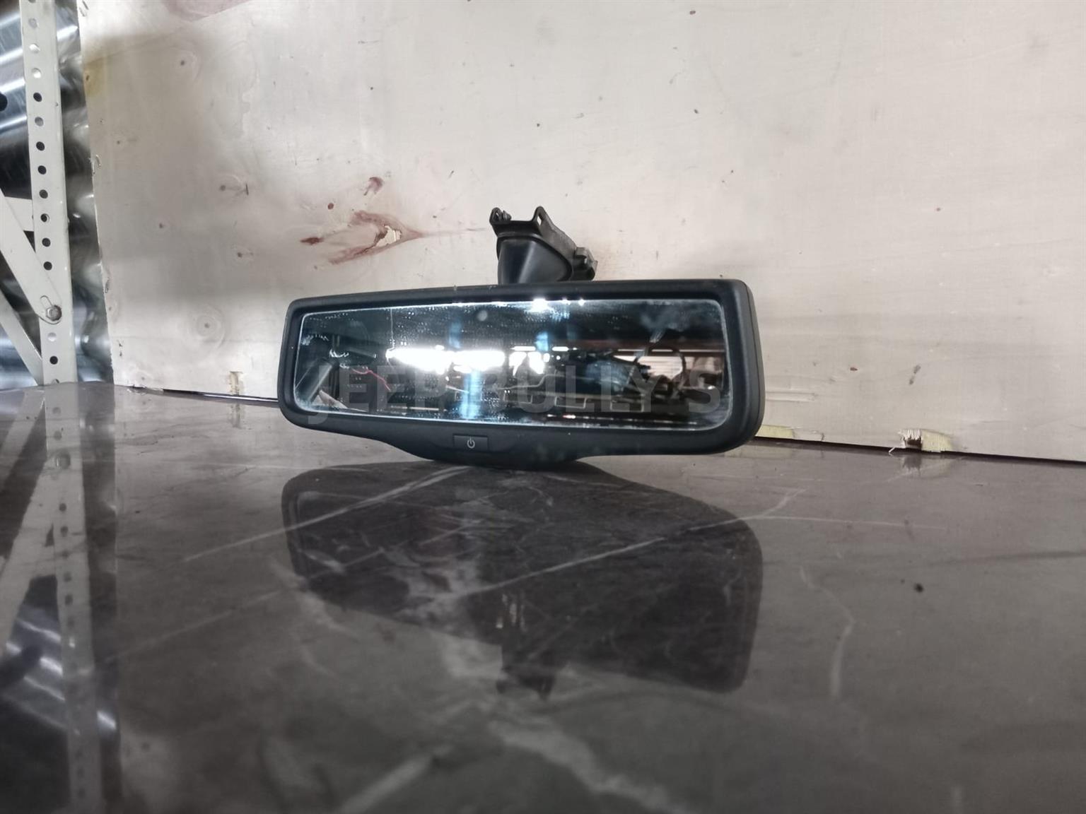 Jeep Grand Cherokee 3.6 Wk2 Used Rear View Mirror - Private Seller Jeep Grand Cherokee 3.6 Wk2 Used Rear View Mirror - Private Seller