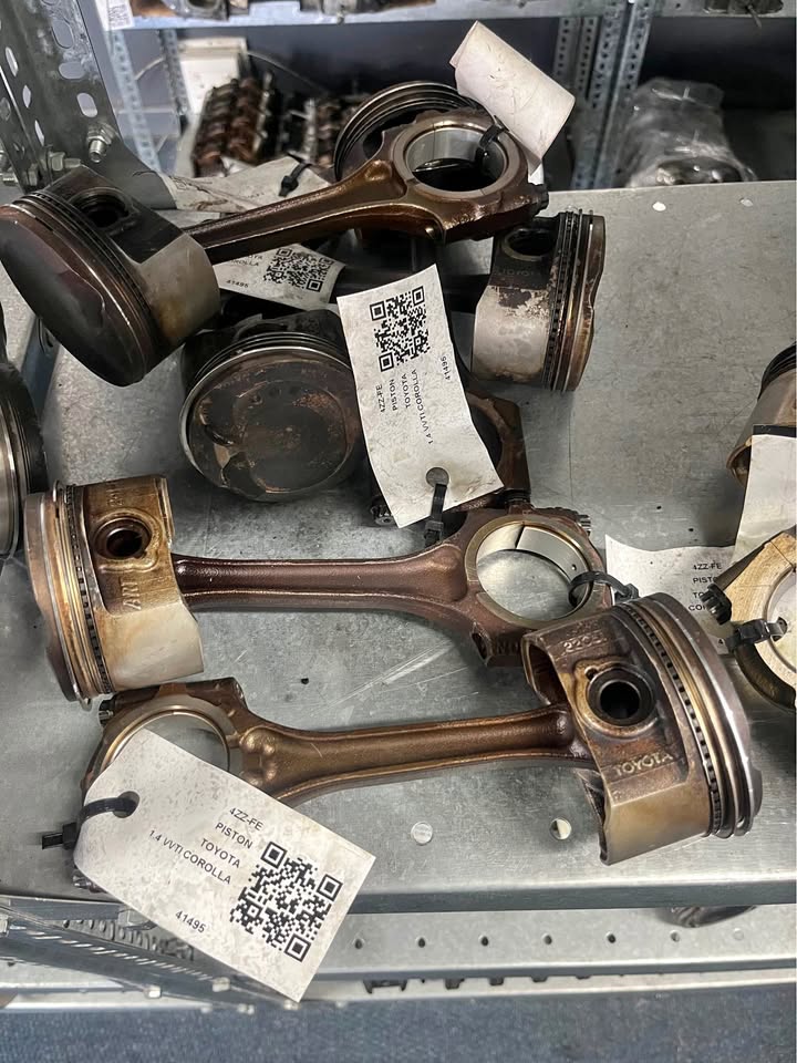 4ZZ PISTON 1.4 VVTI COROLLA | Junk Mail Marketplace