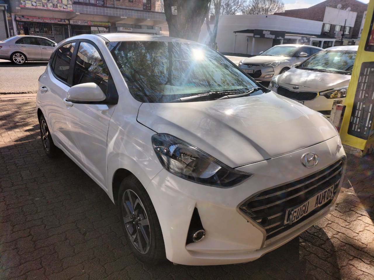 2022 HYUNDAI G-I10 GRAND 1.2 EMOTION
AUTOMATIC
34,000KM