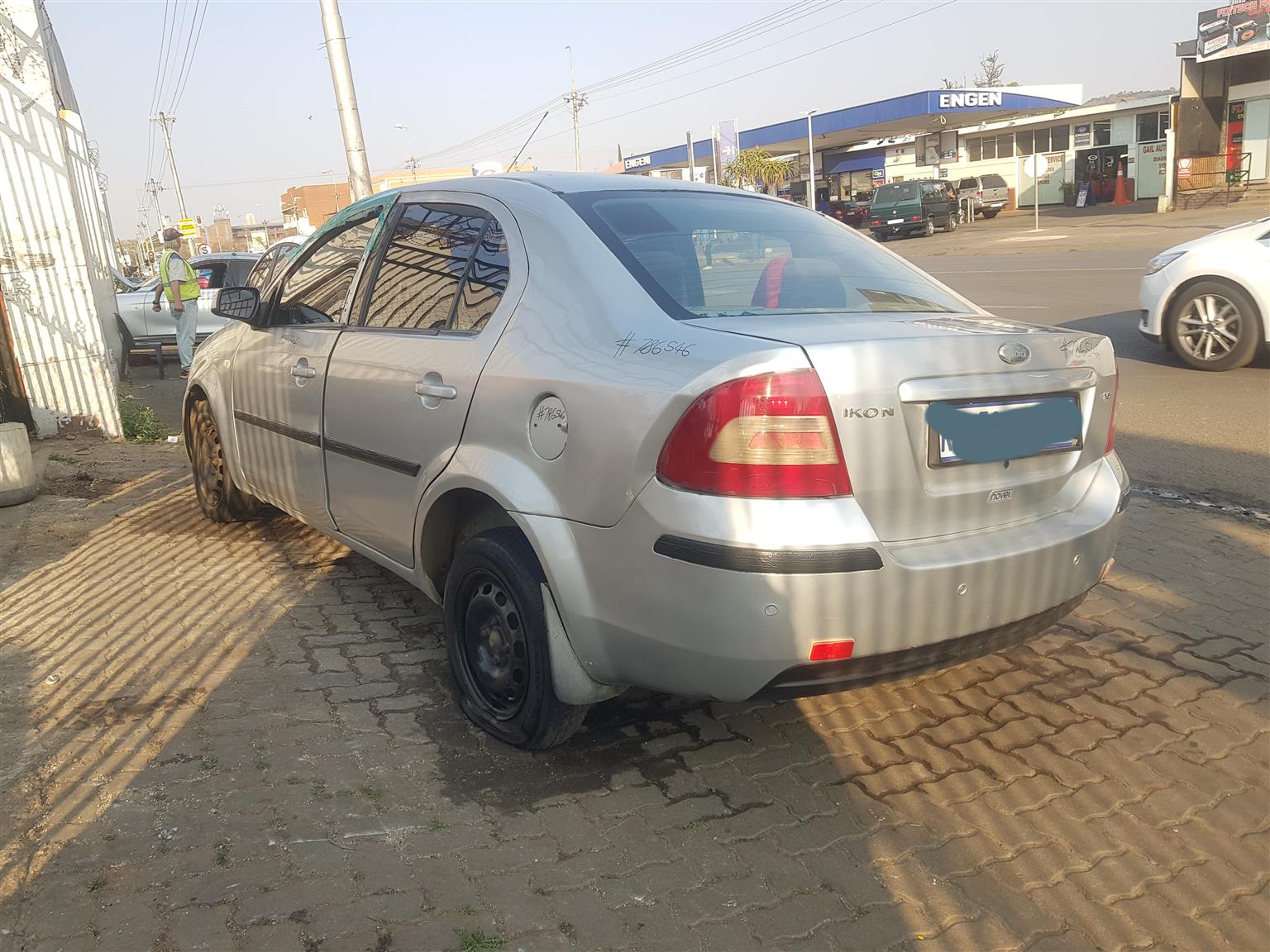 ford ikon complete car stripping for spares - Private Seller