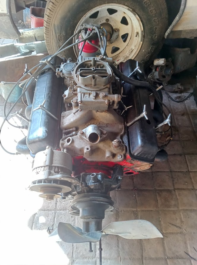 Chev 350 V8 Engine