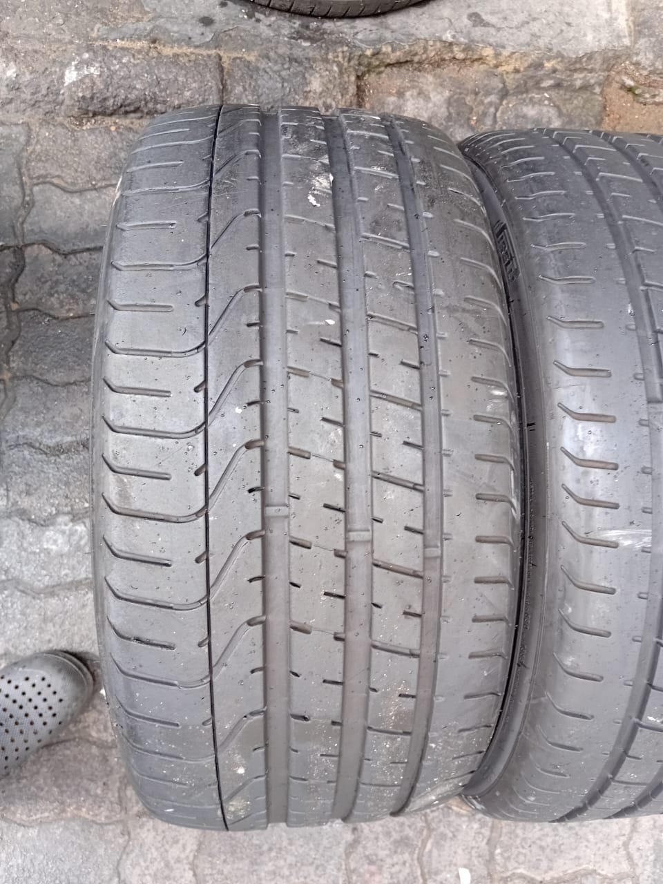 255/35/20 × 2 Pirelli Pzerro tyres - Private Seller