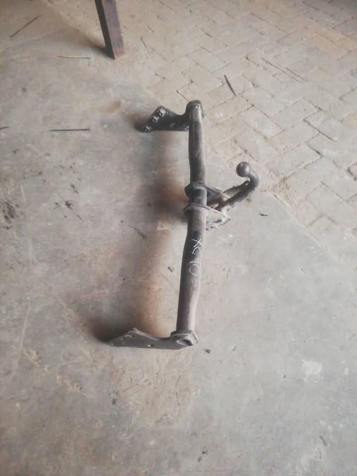 Volvo XC tow bar for sale - Private Seller