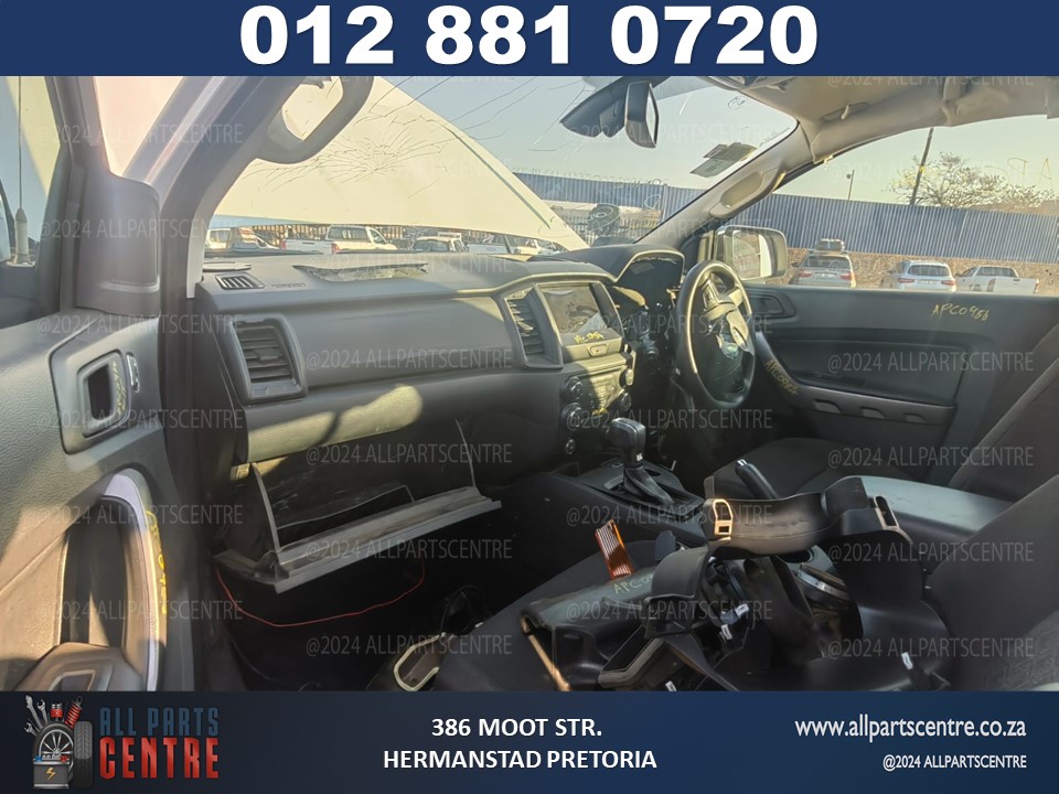 Ford Ranger 2.2 4x4 T8 stripping for spares