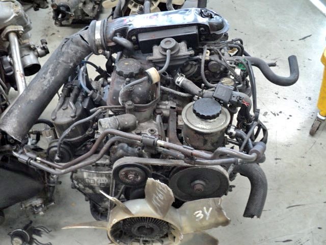 TOYOTA HILUX - HIACE (3YP) 2.0 GAS CARB FOR SALE - Private Seller TOYOTA HILUX - HIACE (3YP) 2.0 GAS CARB FOR SALE - Private Seller