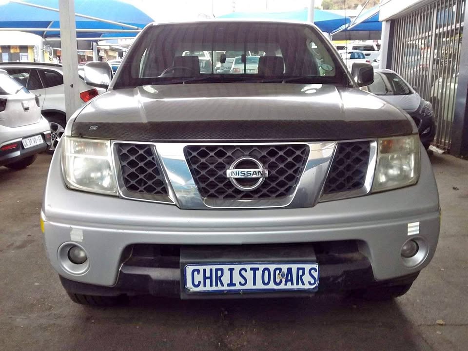 2013 Nissan Navara Extra cab manual diesel 2013