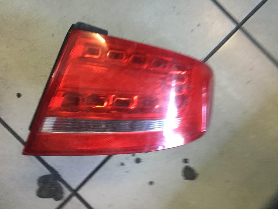 AUDI A4 taillights for sell in good condition nice and clean - Private Seller
