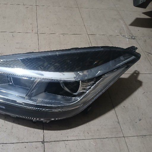chery tiggo 4 headlight - Private Seller