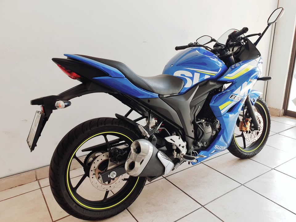 LIKE NEW SUZUKI GSXR 150 - Private Seller LIKE NEW SUZUKI GSXR 150 - Private Seller