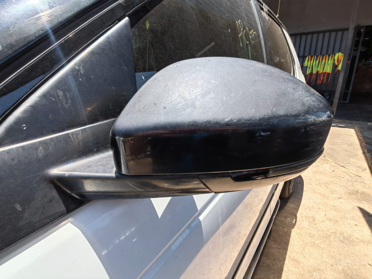 Land Rover Discovery Sport HSE 2015 door mirror for sale – used