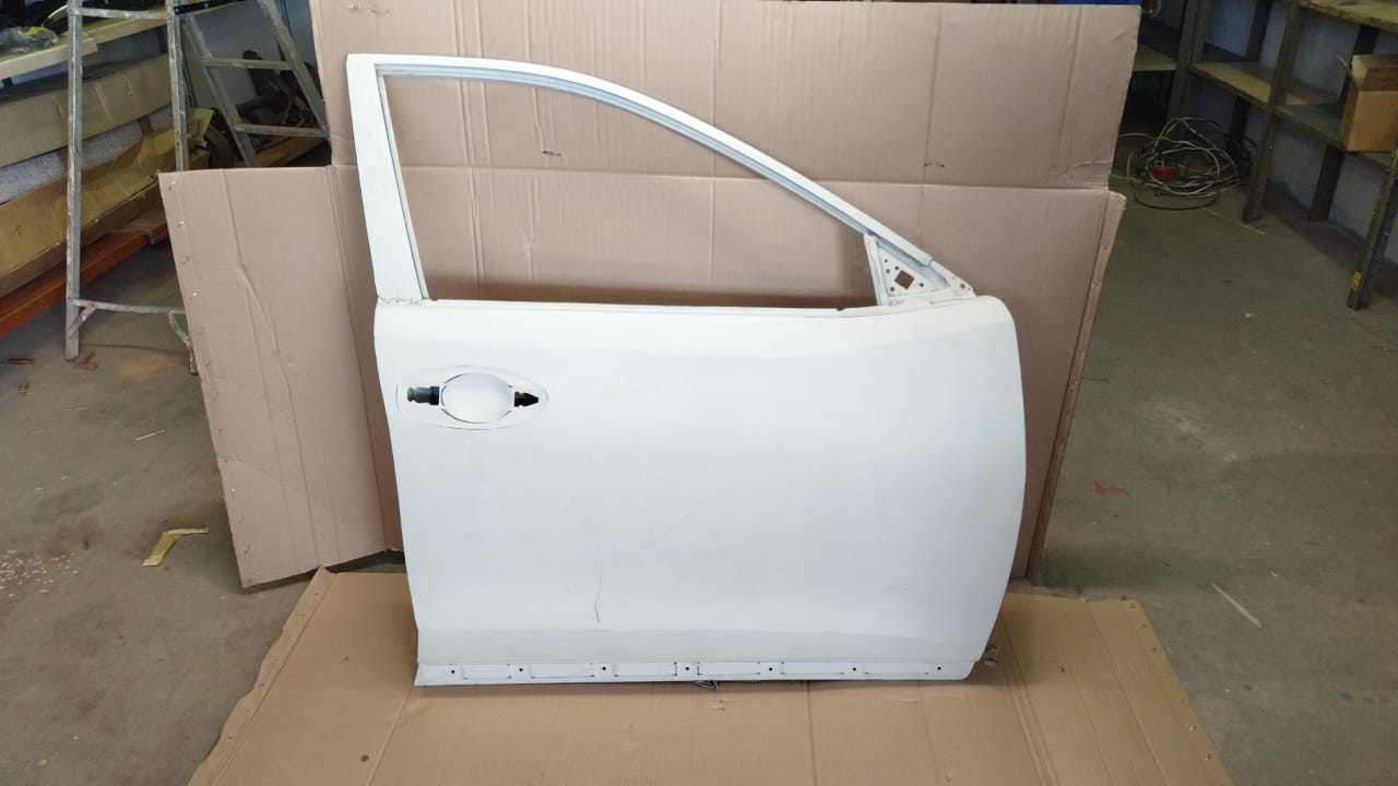 Nissan X-trail R/F Door - Private Seller