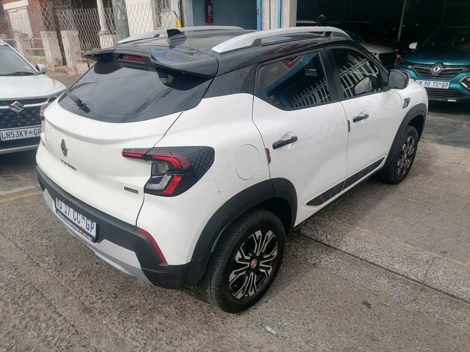 2018 Renault Kiger 1.0 SUV Turbo with a Service book and spare key Reserves camera