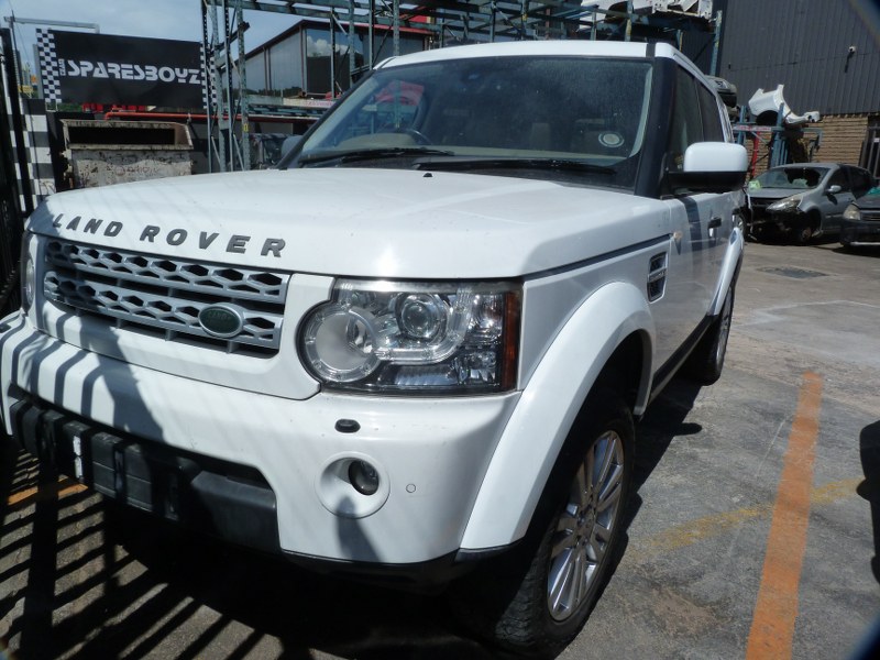 Land Rover Discovery 4 3.0 SD V6 HSE AT White - 2011 STRIPPING FOR SPARES - Private Seller Land Rover Discovery 4 3.0 SD V6 HSE AT White - 2011 STRIPPING FOR SPARES - Private Seller