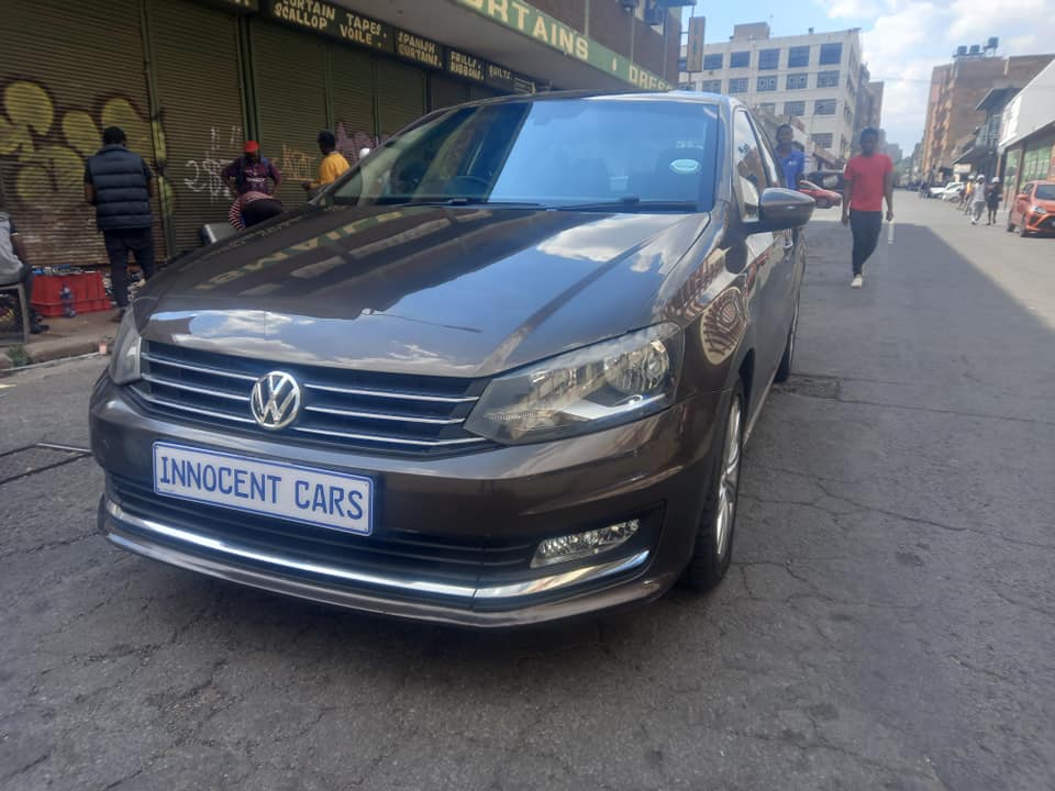 2018 VW POLO 6 SEDAN 1.4 PETROL,  MANUAL TRANSMISSION, BROWN COLOUR